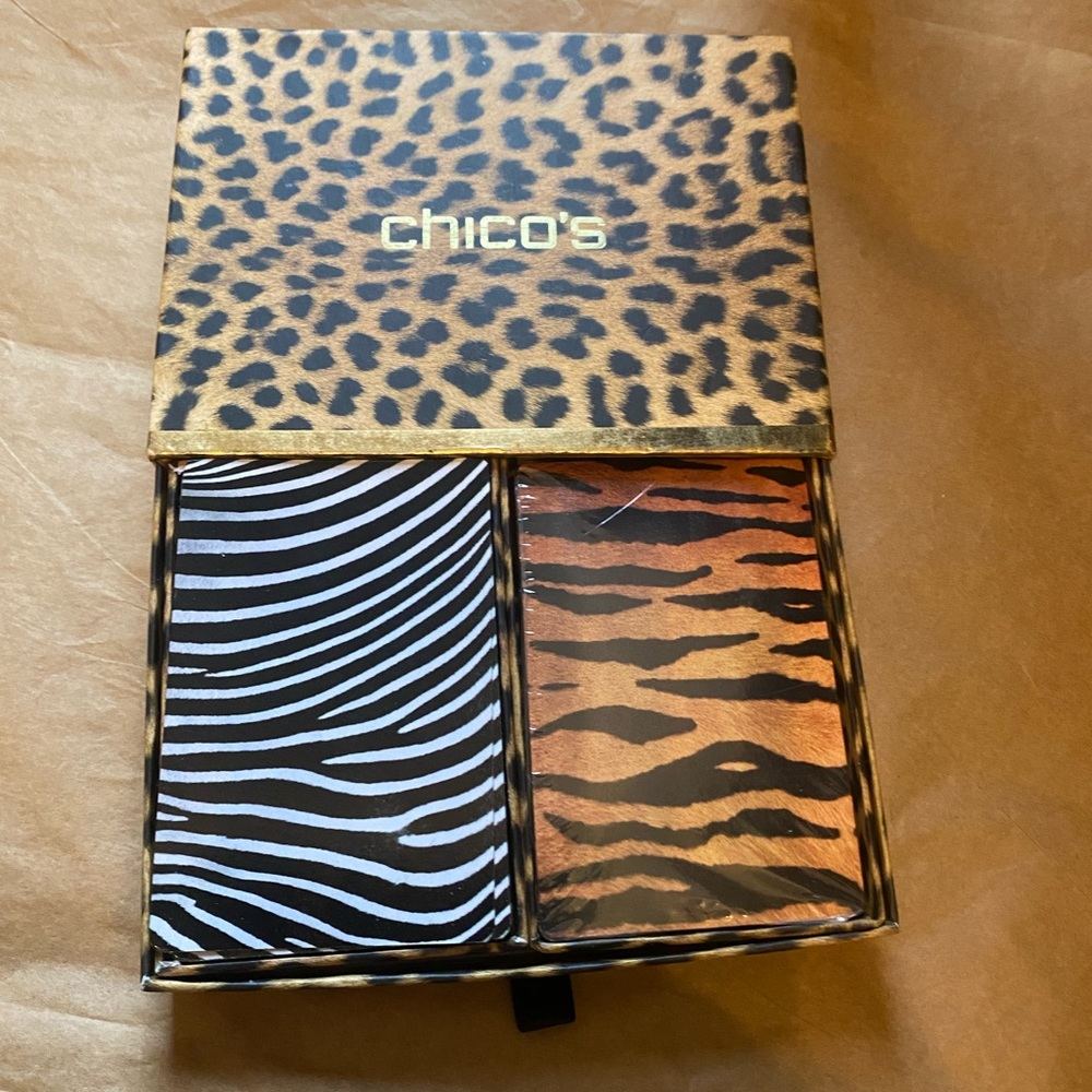 Chico’s Animal Print Playing Cards - 2 Decks - Picture 3 of 3